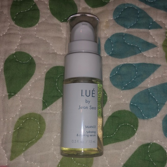 3/15 Lué hydrating and calming serum - Picture 1 of 3